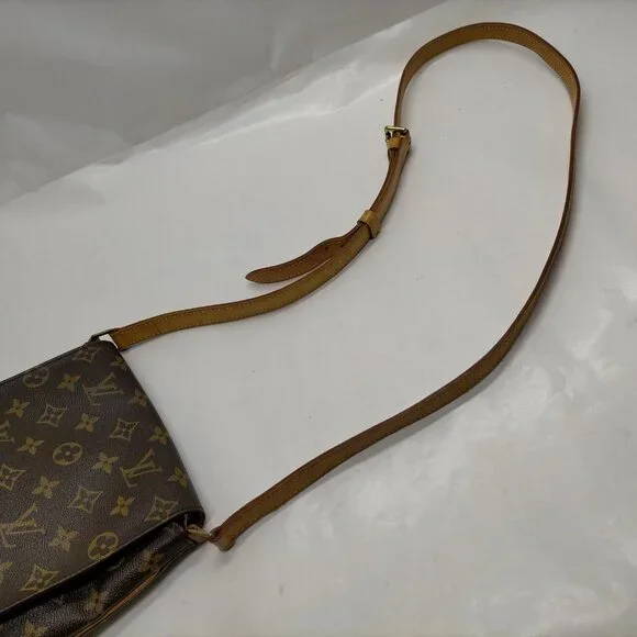 Louis Vuitton Musette Salsa Brown Monogram Shoulder Bag mon390-102525